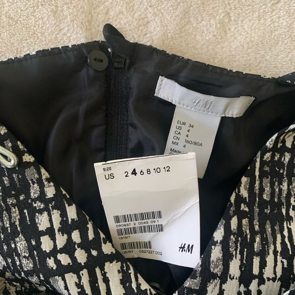 H&M dress black and white - Picture 3 of 5